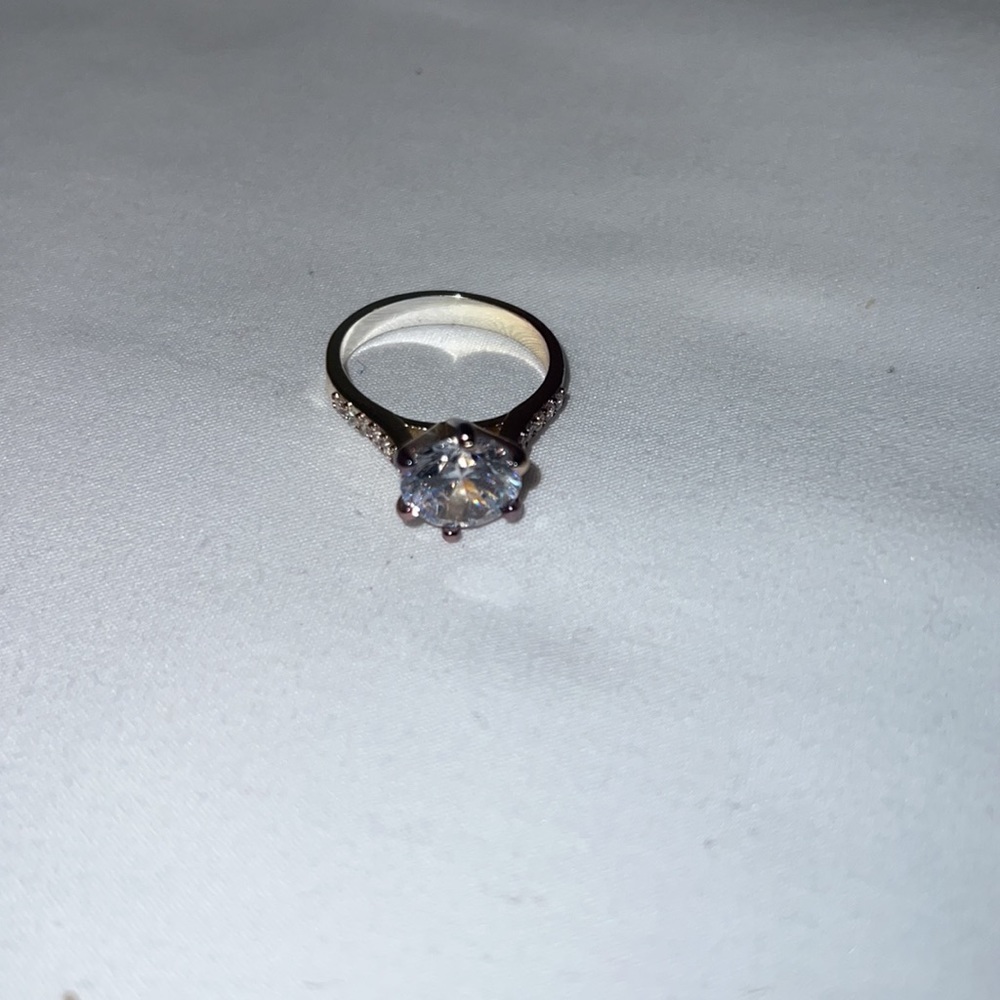 CHARTER CLUB GOLD RING - Picture 5 of 7